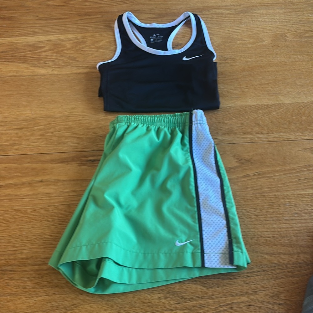 Nike Kids Shorts Set - Black, Gray, Green - Picture 4 of 7
